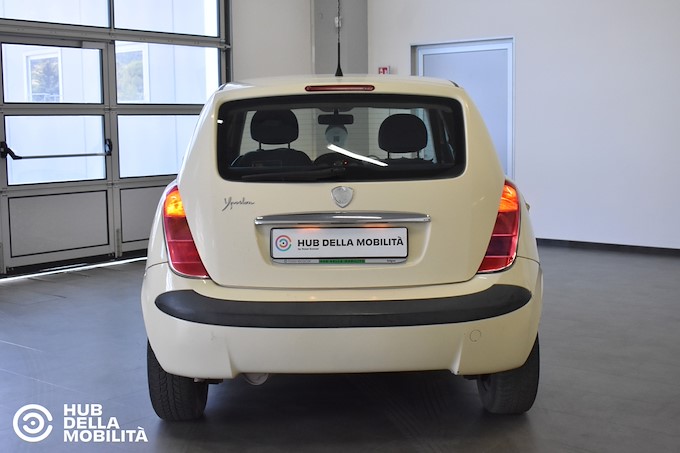 LANCIA YPSILON 1.2